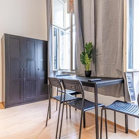 City-Linked 2Br Apartment Near Wiener Stadthalle エクステリア 写真