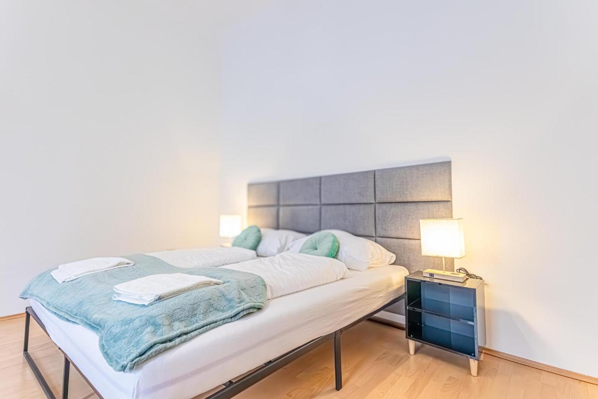 City-Linked 2Br Apartment Near Wiener Stadthalle エクステリア 写真